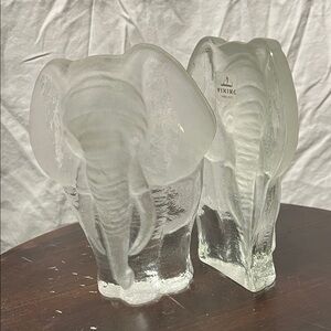 Viking Glass Elephant Pair - book ends